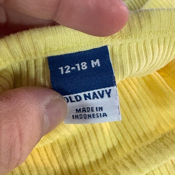 Old Navy Bright Yellow Ribbed Set - Picture 2 of 2
